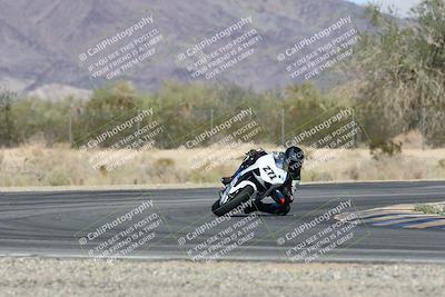 media/Nov-01-2025-CVMA (Sat) [[fc0f7531b8]]/Race 7-Formula Twins-Formula 40 UL/